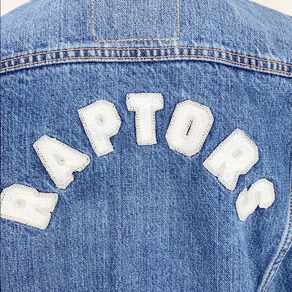 Levi's® NBA Denim Trucker Jacket Toronto Raptors - Picture 5 of 12